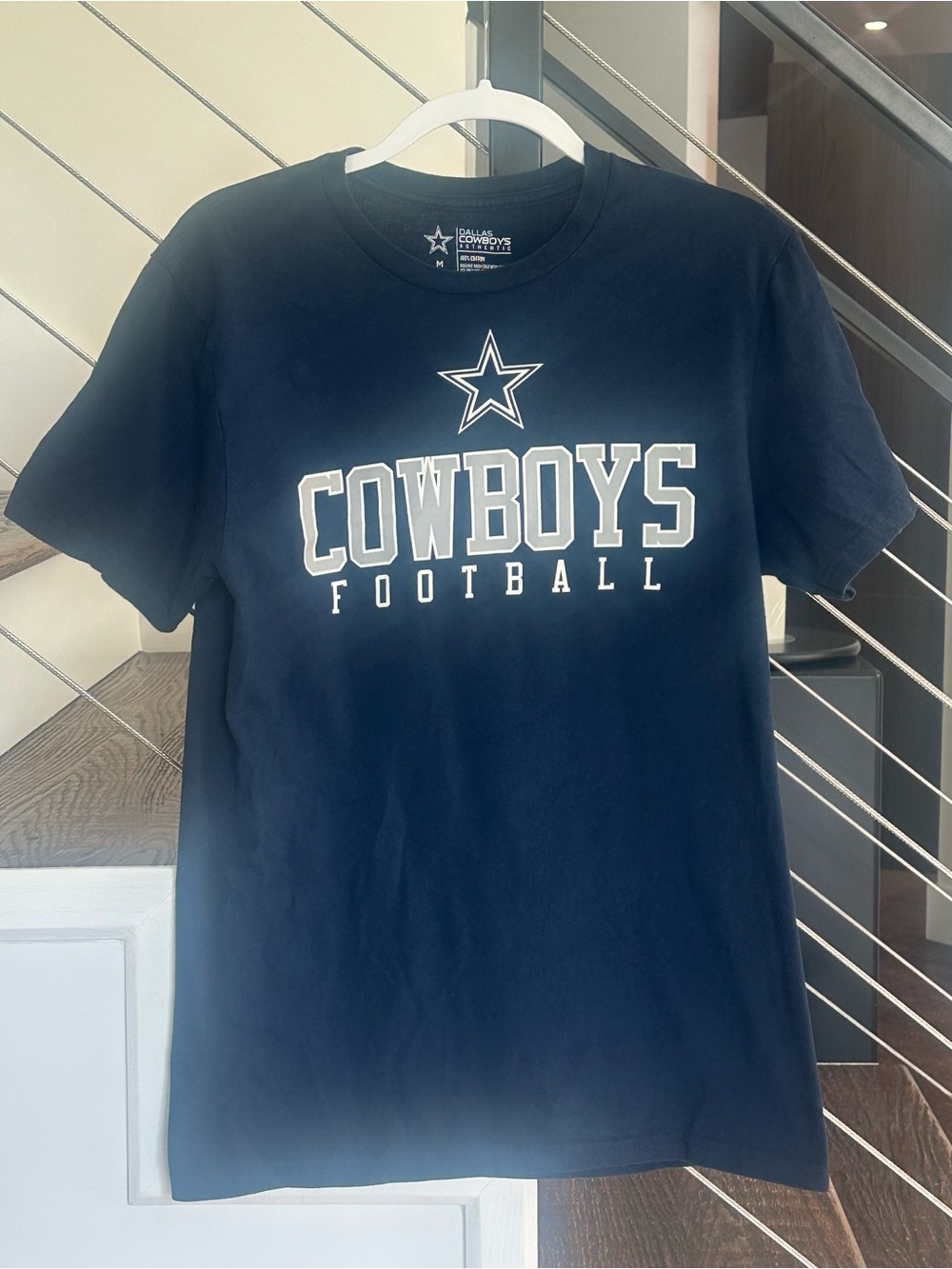 Dallas Cowboys Football Graphic T-Shirt Blue Men's Medium NFL Team Apparel